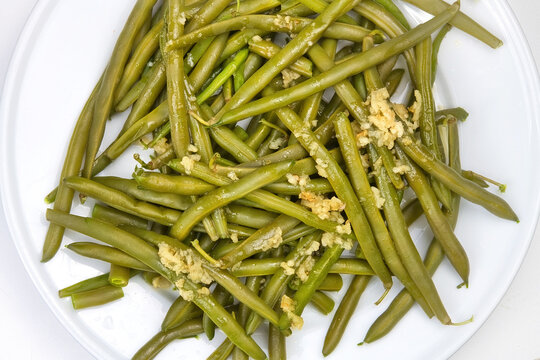 Serving size of cooked green beans
