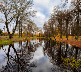 Obraz premium Autumn view of a park of the historical Astravas manor in Birzai, Lithuania