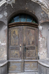 Fototapeta na wymiar schöne alte Tür