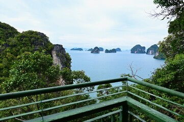 Fototapeta premium Scenery of the Andaman Sea from Hong Island 360 Viewpoint