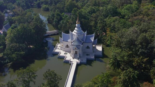 Wat Luang Pho Sot Thammakayaram in Ratchaburi, Thailand