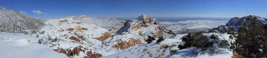 Fototapeta na wymiar Red Rock Canyon Winter