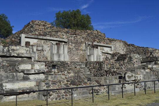 Constru&ccedil;&atilde;o asteca