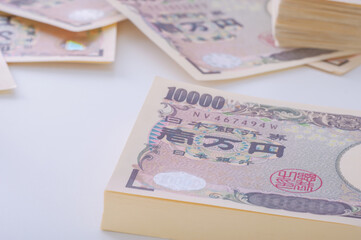 一万円札の札束