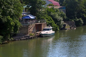 Obraz premium boat on the river