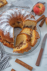 apple vanilla bundt cake with cinnamon