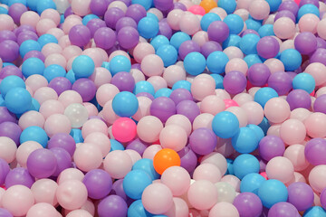 Fototapeta na wymiar Colorful Large ball pit for kids