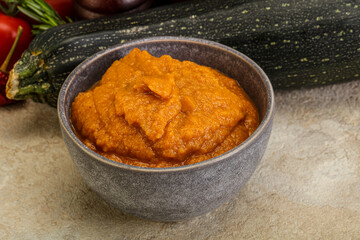 Vegetarian cuisine - Zucchini puree with herbs