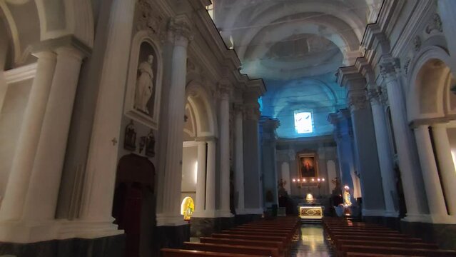 Napoli - Panoramica della Chiesa di Santa Maria della Fede dall'ingresso