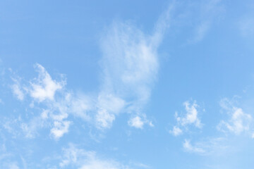 Obraz premium Light feather clouds