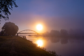 Fototapeta na wymiar Beauty river Warta at dawn