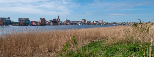 Panorama von der Stadt Rostock in Mecklenburg-Vorpommern