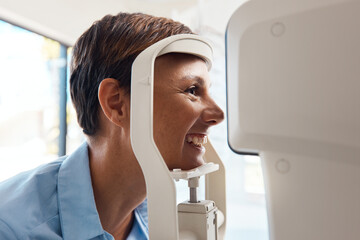 See your best with an annual eye test © Nicholas Felix/peopleimages.com