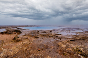 die unglaubliche Landschaft vom - Großer Geysir - auf Island