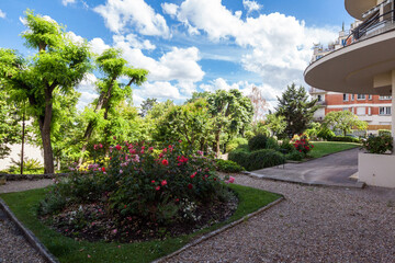 Jardin de r&eacute;sidence en r&eacute;gion parisienne