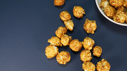 美味しそうなキャラメルポップコーンの写真