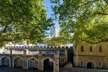 Obraz premium Sunset view of the famous Tower of London
