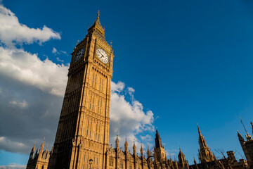 Fototapeta na wymiar Sunny view of the famous Big Ben