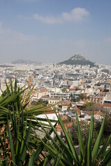 Blick von Anaphiotika auf Lycabettus Hügel und Athen