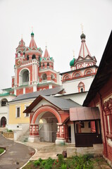 Fototapeta na wymiar Savvino-Storozhevsky Monastery is an Orthodox monastery of the Moscow diocese. Founded at the end of the 14th century, it is located on Storozhi Mountain at the confluence of the Storozhka River with 
