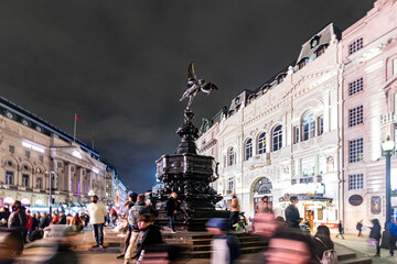 Night view of Piccadilly Circus in London