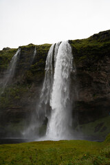 Fototapeta na wymiar great waterfall in iceland