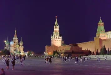 Deurstickers Red square in the evening light. Walls and towers of the Kremlin © ArhSib
