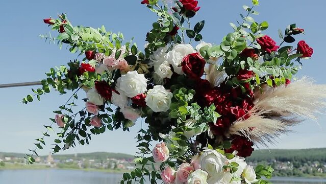 wedding decor made of flowers