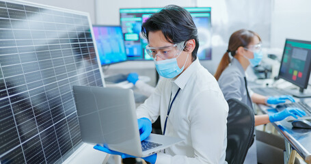 asian engineer with solar panel © ryanking999