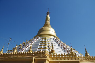 Naklejka premium ミャンマー バゴーのマハーゼディパゴダ