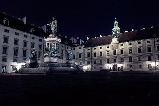Monument to Emperor Franz of Austria . Innerer Burghof, Hofburg Wien . Vienna city in the nighttime 