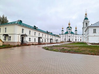 Fototapeta na wymiar The Resurrection Monastery in Uglich