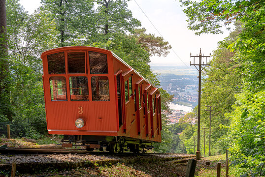Heidelberger Bergbahn, Bergbahn Heidelberg, Historische Bergbahn, K&ouml;nigsstuhl, Deutschland