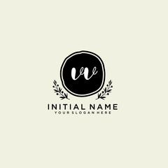 Obraz premium VV monogram logo template vector