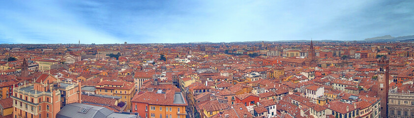 Fototapeta na wymiar wide panorama image of the city of verona in italy showing famou