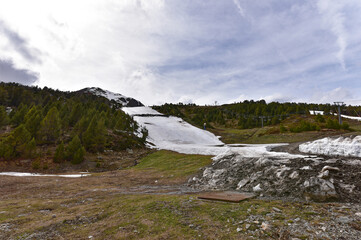 Andorra - Grau Roig - Skigebiet im Frühling