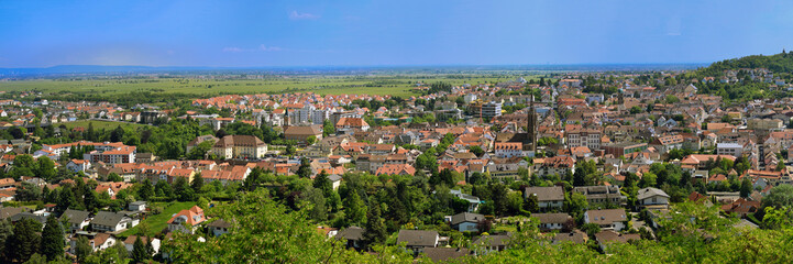 Fototapeta na wymiar Panorama Bad Dürkheim Pfalz
