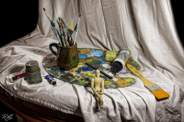 Picture of plastic artist tools