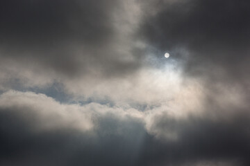 Sonne im Nebel