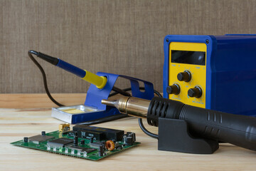 Soldering station, a tool used for melting solder and applying it to metals that are to be joined. Hand tool for chip repair.