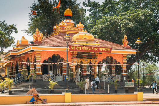 Mapusa, Goa, India - February 19, 2020: People Visit The Shri Dev Bodgeshwar Sansthan Temple. It Has A Shrine Which Is Dedicated To Kanakeshwar Baba Or Bodgeshwar. Landmark And Popular Destination.