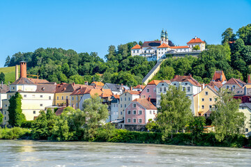 Fototapeta na wymiar Wallfahrtskirche Mariahilf, Passau, Bayern, Deutschland 