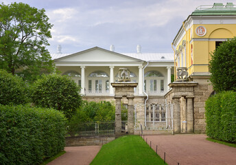 Entrance to the Cameron gallery in Pushkin