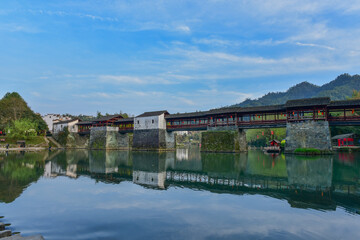 Fototapeta na wymiar Ancient bridge in Wuyuan Jiangxi China
