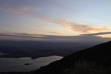 Fototapeta na wymiar Beautiful Sunrise, Roys Peak, New Zealand