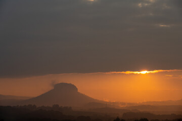 Blick vom Adamsberg auf das Elbtal und Lilienstein - schöner Sonnenuntergang