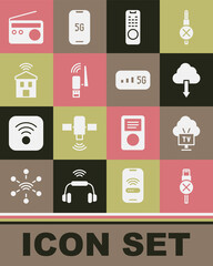 Set No usb cable cord, Smart Tv, Cloud download, Remote control, Usb wireless adapter, home with wi-fi, Radio and 5G internet icon. Vector