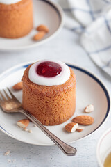 Runeberg cake