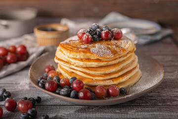 American pancakes with berries