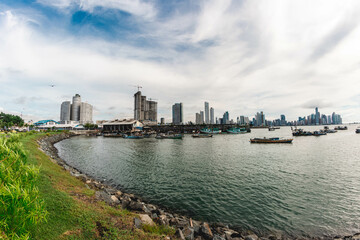 Cinta costera ciudad de panamá, mercado de mariscos